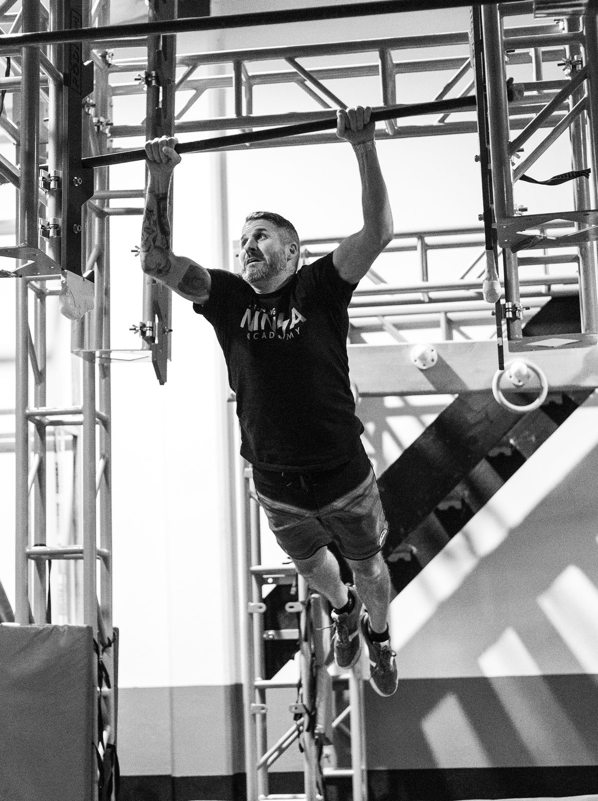 Ninja athlete conquering an obstacle at Lightning Ninja Academy